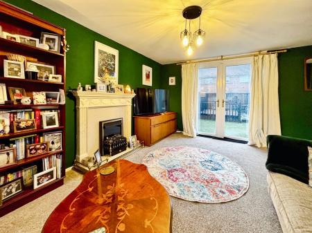 3 bedroom End of terrace house for sale in Stoneleigh Place, Longbenton, Newcastle upon Tyne, NE12