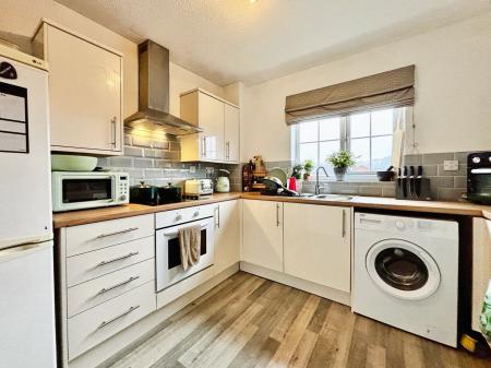 1 bedroom Flat for sale in Rowes Mews, St Peters Basin, Newcastle upon Tyne, NE6