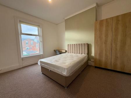 1 bedroom House of Multiple Occupation to let in Elmwood Street, Sunderland, SR2