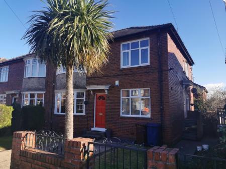 2 bedroom Flat to let in Ferndene Grove, High Heaton, Newcastle upon Tyne, NE7