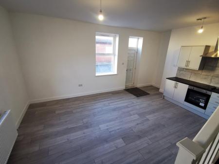 2 bedroom Terraced House to let in Middleton Street, Blyth, NE24