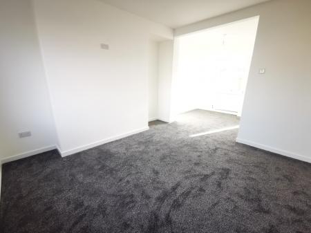 3 bedroom Semi-detached house to let in Twentyfifth Avenue, Blyth, NE24