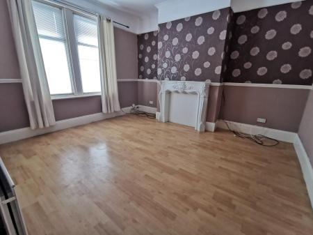 2 bedroom Flat to let in Collingwood Street, South Shields, South Tyneside, NE33