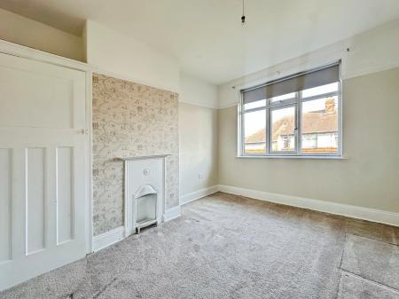 2 bedroom Flat for sale in Guelder Road, High Heaton, Newcastle upon Tyne, NE7