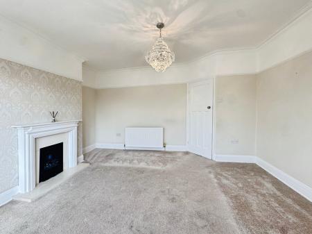 2 bedroom Flat for sale in Guelder Road, High Heaton, Newcastle upon Tyne, NE7