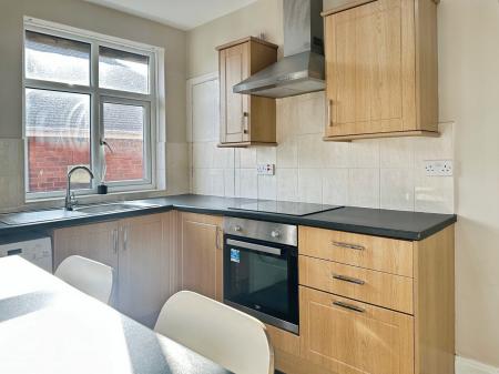 2 bedroom Flat for sale in Guelder Road, High Heaton, Newcastle upon Tyne, NE7