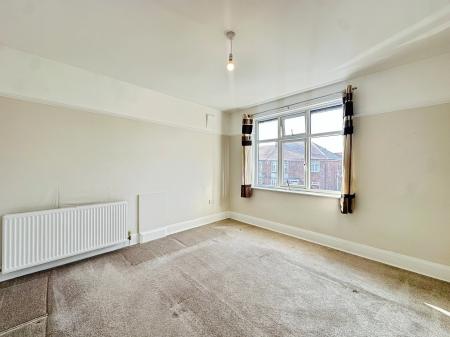 2 bedroom Flat for sale in Guelder Road, High Heaton, Newcastle upon Tyne, NE7
