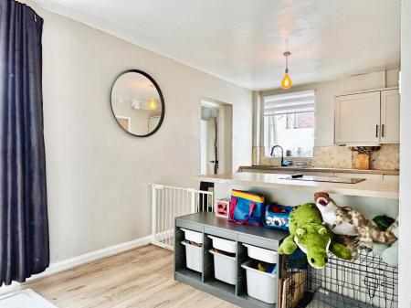3 bedroom Semi-detached house for sale in Hampshire Gardens, Wallsend, NE28