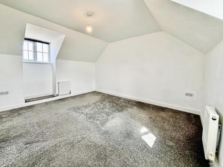 3 bedroom End of terrace house for sale in Greyfriars Lane, Longbenton, Newcastle upon Tyne, NE12