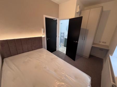 1 bedroom House of Multiple Occupation to let in Springwell Terrace, Gateshead, NE9