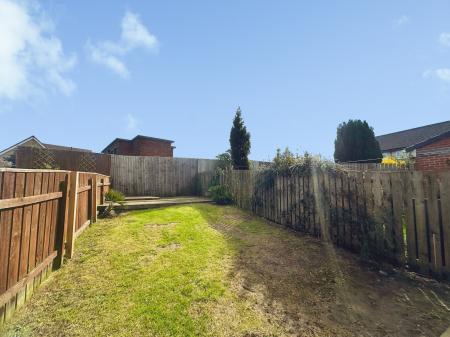 2 bedroom Terraced House for sale in Housesteads Gardens, Longbenton, Newcastle upon Tyne, NE12