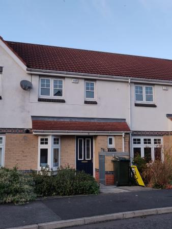 2 bedroom Semi-detached house to let in Aydon Gardens, Longbenton, NE12