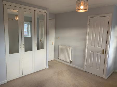 2 bedroom Semi-detached house to let in Aydon Gardens, Longbenton, NE12