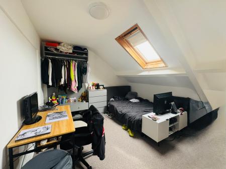 8 bedroom House of Multiple Occupation to let in Mowbray Close, Sunderland, SR2