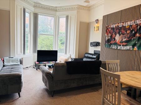 8 bedroom House of Multiple Occupation to let in Mowbray Close, Sunderland, SR2