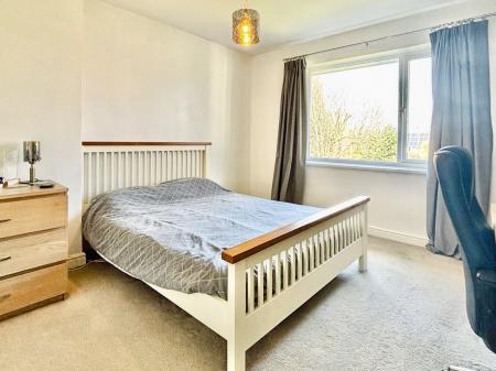 3 bedroom End of terrace house for sale in The Roundway, Longbenton, Newcastle upon Tyne, NE12