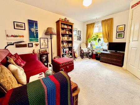 2 bedroom End of terrace house for sale in Chesters Avenue, Longbenton, Newcastle upon Tyne, NE12