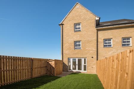 4 bedroom Town house to let in Violet Street, Cramlington, NE23