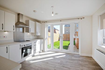 4 bedroom Town house to let in Violet Street, Cramlington, NE23