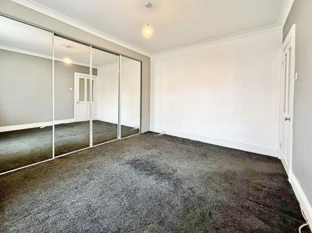 2 bedroom Flat for sale in Eastbourne Avenue, Walker, Newcastle upon Tyne, NE6