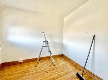 3 bedroom End of terrace house for sale in Shearwater Avenue, Longbenton, Newcastle upon Tyne, NE12