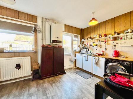 3 bedroom End of terrace house for sale in Shearwater Avenue, Longbenton, Newcastle upon Tyne, NE12