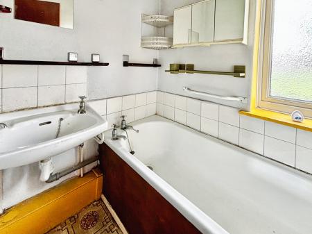 3 bedroom Terraced House for sale in Weldon Crescent, High Heaton, Newcastle upon Tyne, NE7