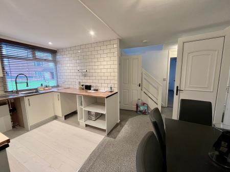 3 bedroom Semi-detached house to let in Chesters Avenue, Longbenton, Newcastle upon Tyne, NE12