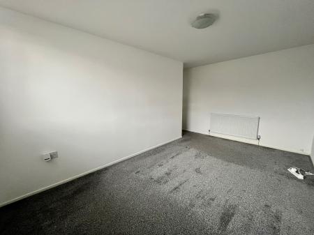 3 bedroom Semi-detached house to let in Chesters Avenue, Longbenton, Newcastle upon Tyne, NE12