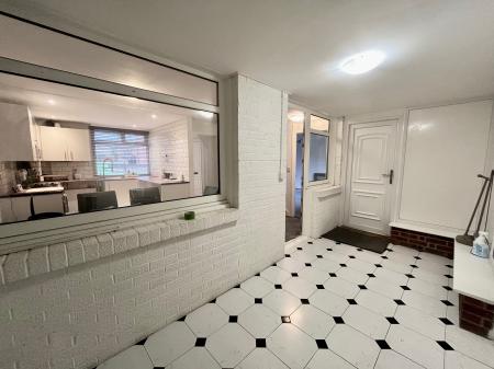 3 bedroom Semi-detached house to let in Chesters Avenue, Longbenton, Newcastle upon Tyne, NE12