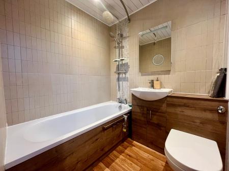 3 bedroom Semi-detached house to let in Chesters Avenue, Longbenton, Newcastle upon Tyne, NE12