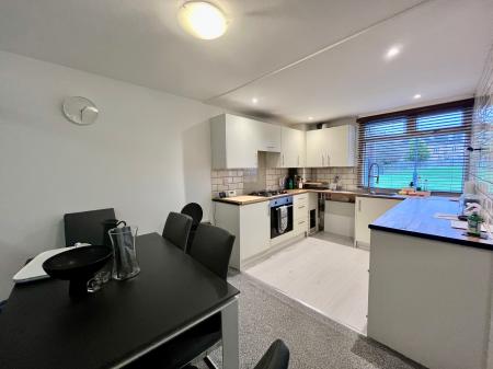 3 bedroom Semi-detached house to let in Chesters Avenue, Longbenton, Newcastle upon Tyne, NE12