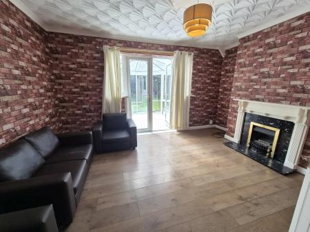 3 bedroom Semi-detached house to let in Thropton Terrace, Benton, Newcastle upon Tyne, NE7