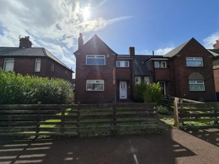 3 bedroom Semi-detached house to let in Thropton Terrace, Benton, Newcastle upon Tyne, NE7