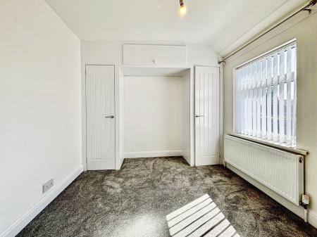 2 bedroom End of terrace house for sale in Allanville, Camperdown, Newcastle upon Tyne, NE12