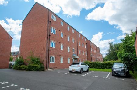 2 bedroom Apartment to let in Landfall Drive, South Tyneside, NE31