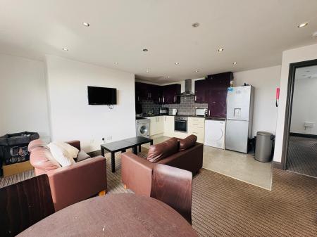 1 bedroom Flat to let in Roker Avenue, Sunderland, SR6