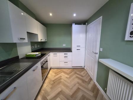 2 bedroom Terraced House to let in Charlotte Place, Longbenton, NE12
