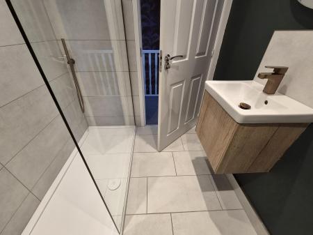 2 bedroom Terraced House to let in Charlotte Place, Longbenton, NE12