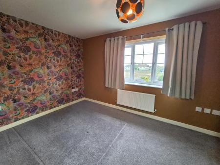 2 bedroom Terraced House to let in Charlotte Place, Longbenton, NE12