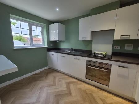 2 bedroom Terraced House to let in Charlotte Place, Longbenton, NE12