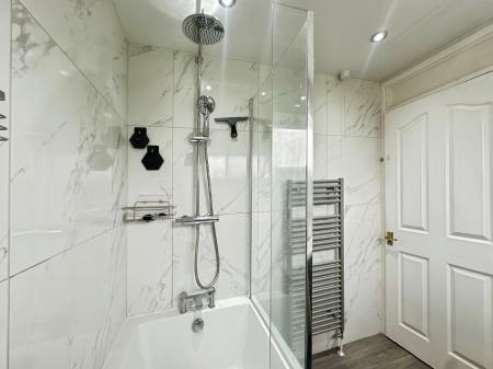 3 bedroom End of terrace house for sale in Garth Twenty Two, Killingworth, Newcastle upon Tyne, NE12