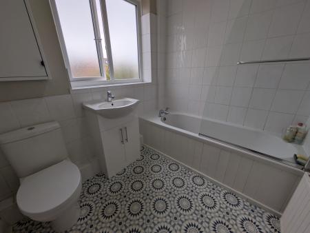 3 bedroom Semi-detached house to let in St George's Terrace, East Boldon, NE36