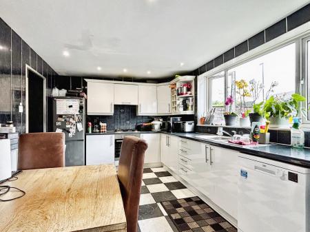 3 bedroom Terraced House for sale in Earsdon Terrace, West Allotment, Newcastle upon Tyne, NE27