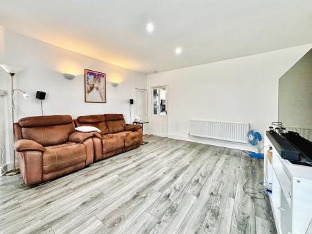 3 bedroom Terraced House for sale in Earsdon Terrace, West Allotment, Newcastle upon Tyne, NE27
