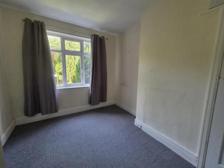 2 bedroom Flat to let in Ferndene Grove, High Heaton, Newcastle upon Tyne, NE7