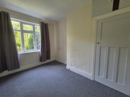 2 bedroom Flat to let in Ferndene Grove, High Heaton, Newcastle upon Tyne, NE7