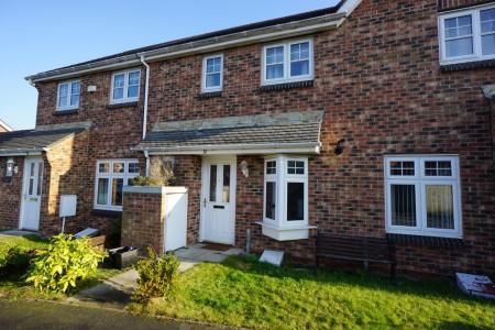 2 bedroom Semi-detached house to let in Thirlwall Court, Longbenton, Newcastle upon Tyne, NE12