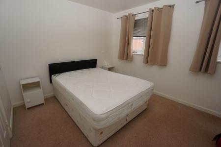 2 bedroom Semi-detached house to let in Thirlwall Court, Longbenton, Newcastle upon Tyne, NE12