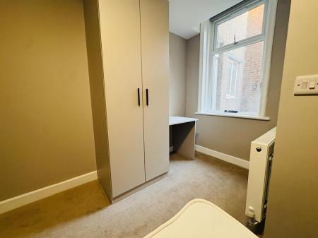 1 bedroom House of Multiple Occupation to let in Sunderland Road, Gateshead, NE8